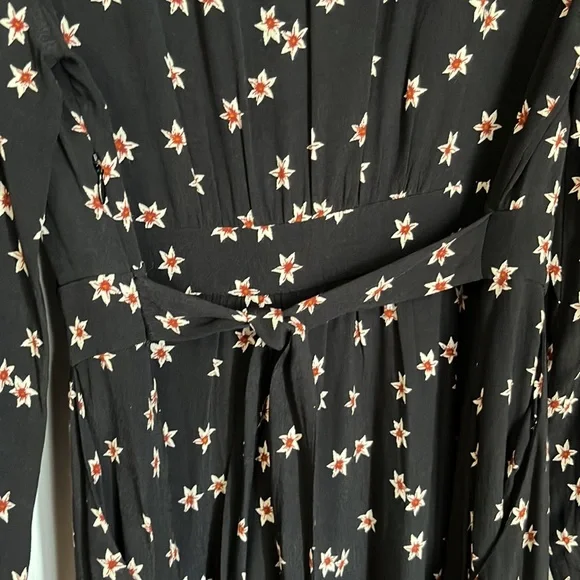 & OTHER STORIES FLORAL PRINTED RUFFLE BIB MIDI DRESS - Picture 11 of 15